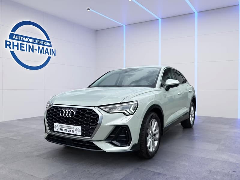 Audi Q3 35 TFSI Sportback im Studio des Automobilzentrums Rhein-Main