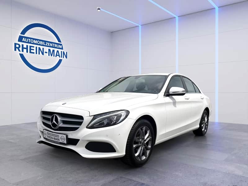 Mercedes-Benz C 180 BlueTec im Studio des Automobilzentrums Rhein-Main