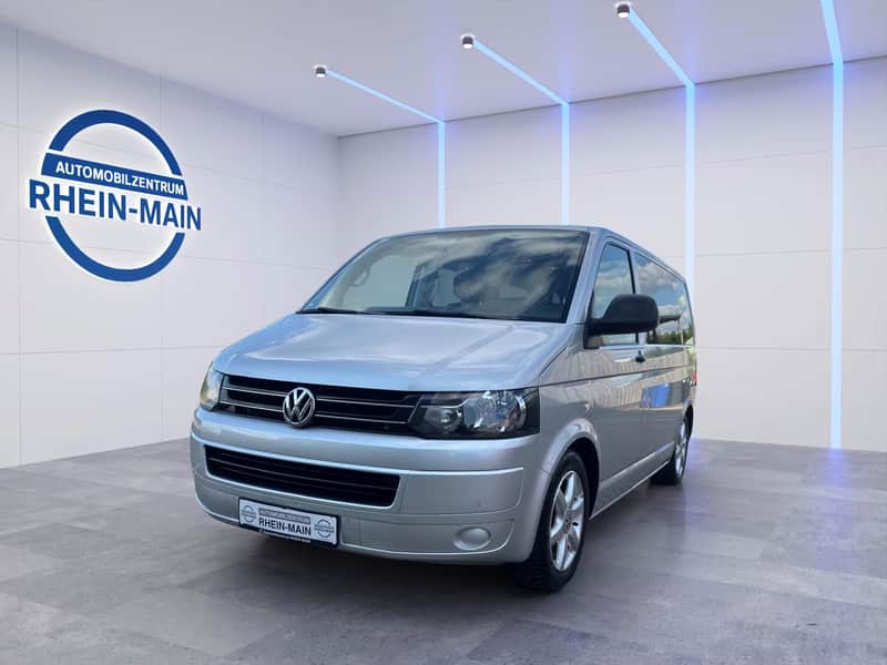 VW T5 Multivan DSG im Studio des Automobilzentrums Rhein-Main