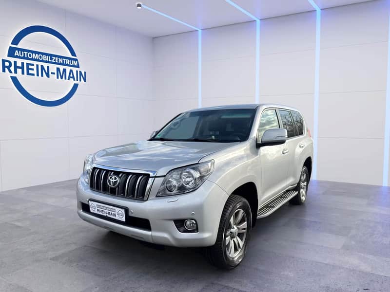 Toyota Land Cruiser 60th Anniversary im Studio des Automobilzentrums Rhein-Main