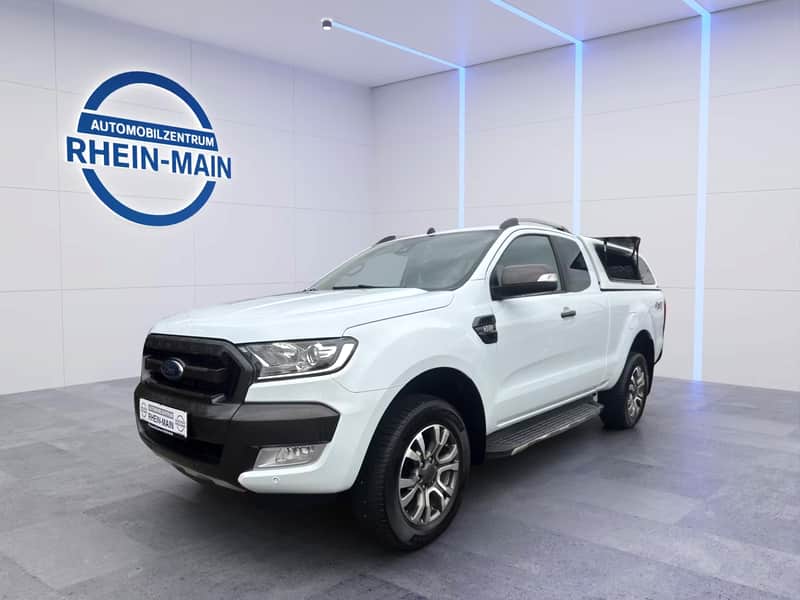 Ford Ranger Wildtrak Extrakabine im Studio des Automobilzentrums Rhein-Main