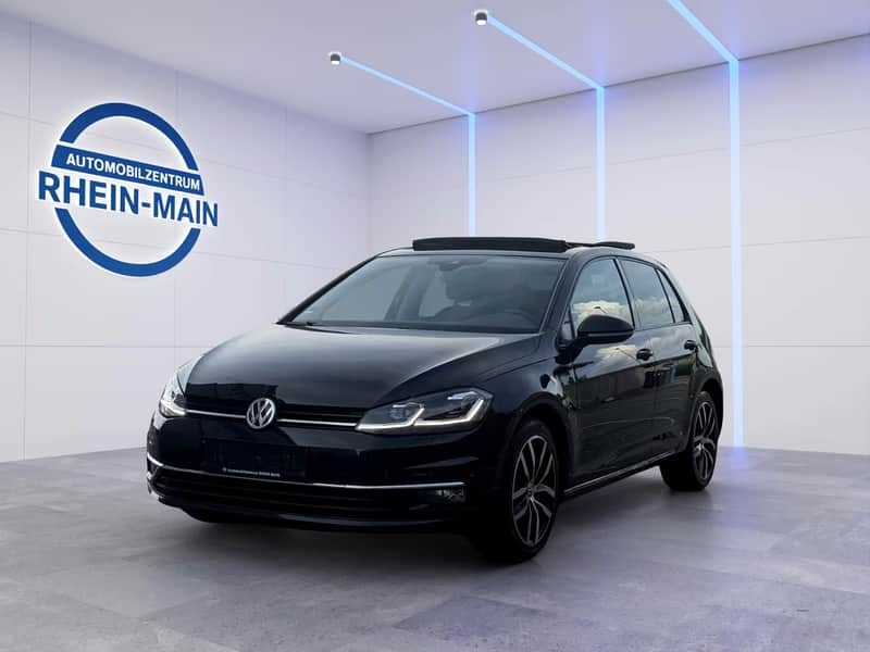 VW Golf 7.5 Highline DSG im Studio des Automobilzentrums Rhein-Main